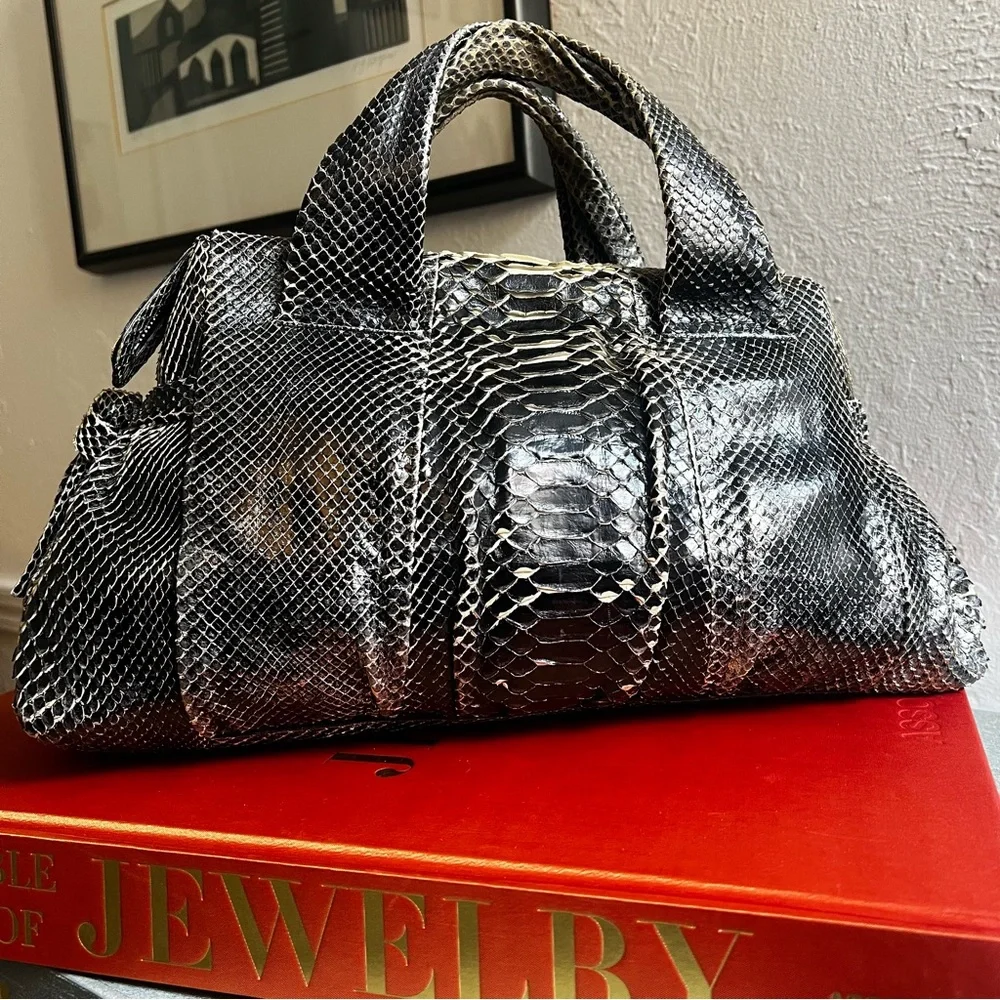 Gucci Python Hysteria Bowler - Picture 4 of 7